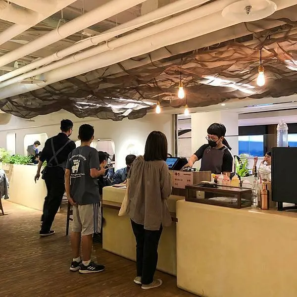 隱藏於南西誠品的日系文青漢堡店｜WAKU WAKU BURGER 中山店