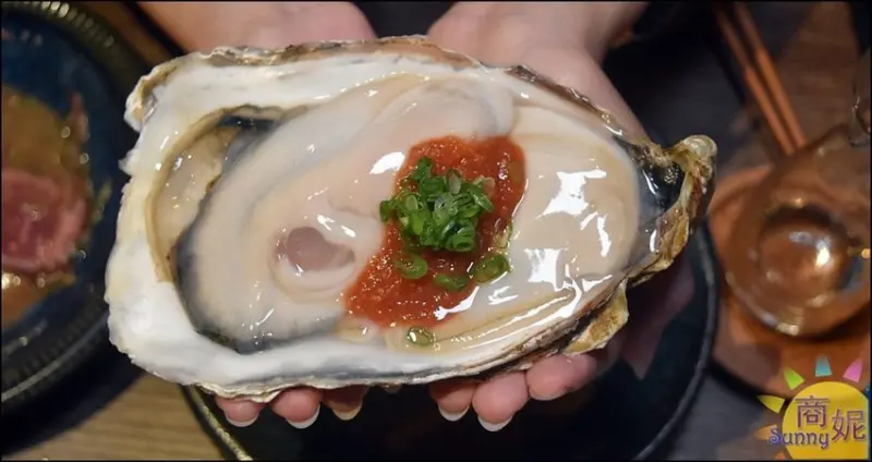 台中草悟道巨無霸生蠔沒預約吃不到!日式老宅將軍府品嘗清酒串燒熱炒 越晚越熱鬧 - 商妮吃喝遊樂