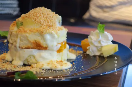 1492 餐廳|鄰近六張犁捷運站的美味！提供商業午餐搭配超獨特水果咖啡，甜點大推水果戚風三明治！