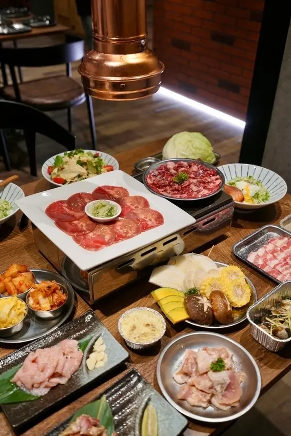 猴子燒肉 Monkey Yakiniku - 必吃醬燒橫膈膜，香濃牽絲奶油雞腿肉，單點式燒烤，新北美食推薦，中和燒烤推薦