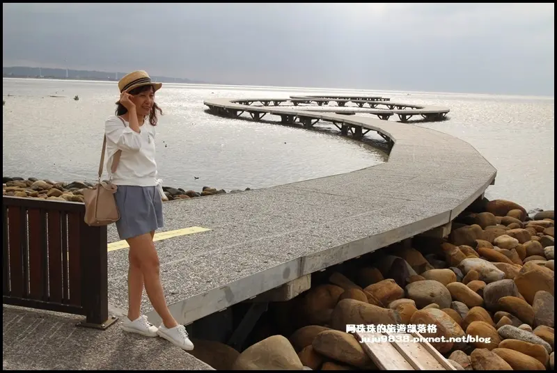 新竹。香山濕地賞蟹步道欣賞美麗海岸風情