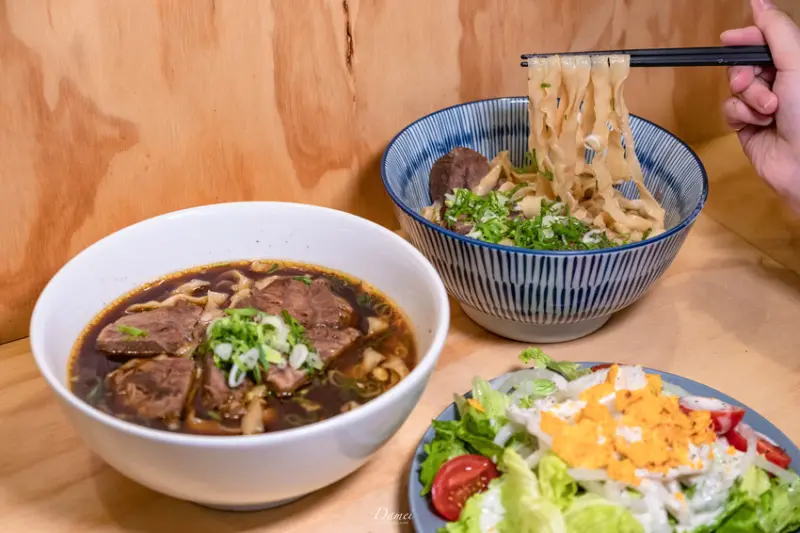 台北最強？藏在民生社區裡的牛肉麵館，牛肉真細緻軟嫩-荷理固麵館﻿