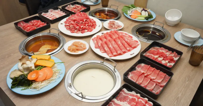 【台南吃到飽】鬥牛士二鍋｜台南火車站周邊美食餐廳｜平價高ＣＰ火鍋吃到飽推薦｜聚餐看這篇就對了｜大胃王也吃破肚皮