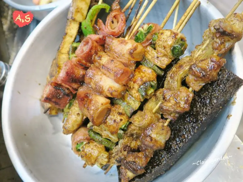 澎湖 馬公 獨領瘋燒~澎湖燒烤瘋，獨家海味(鹽烤鳳螺、水針魚干、澎湖黑輪)