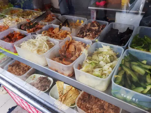 美好一天的開始 自選配料吃飽飽好滿足!! 飯糰兄弟