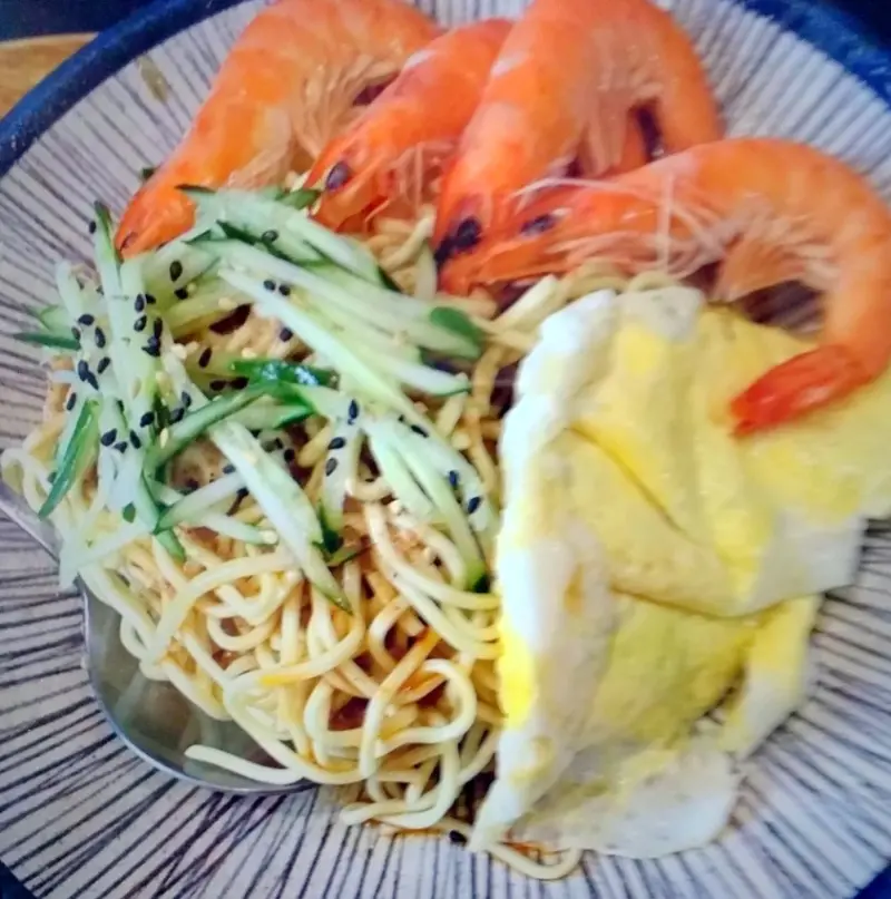 內壢美食[溫鮮涼麵]夏天的涼伴˙餐桌上的佳餚