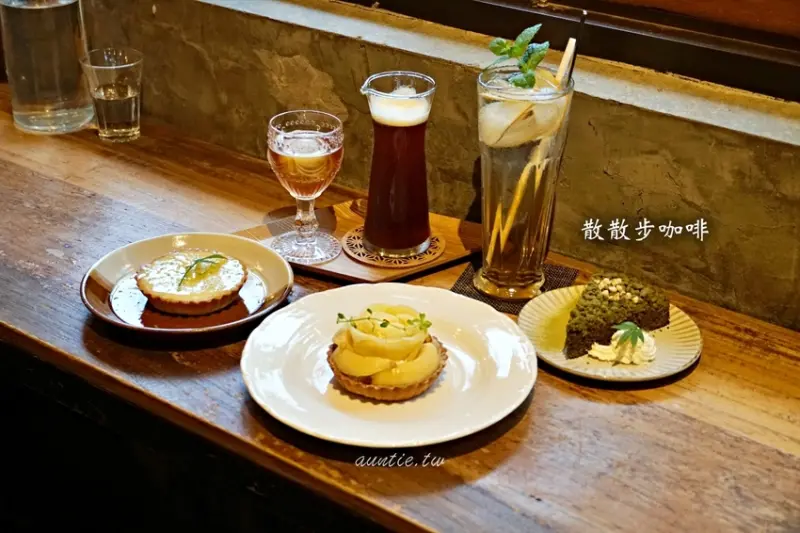 【新北】散散步咖啡旅宿 一週營業三天 祈堂老街秘境老宅洋房咖啡 - 水晶安蹄 不務正業過生活