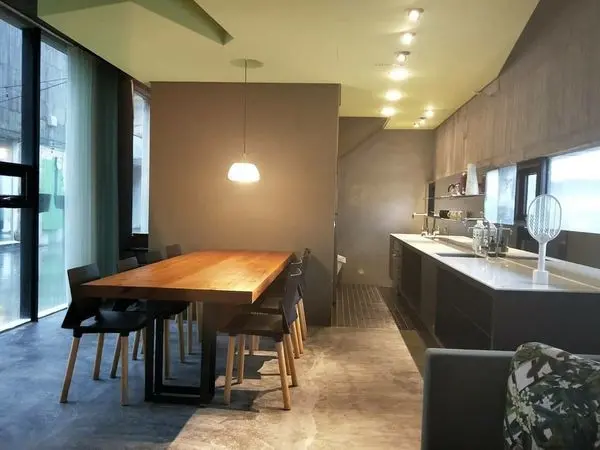 住宿【宜蘭。小國生活】包棟Villa｜田野遼闊景色｜好想在這定居｜18棵大樹