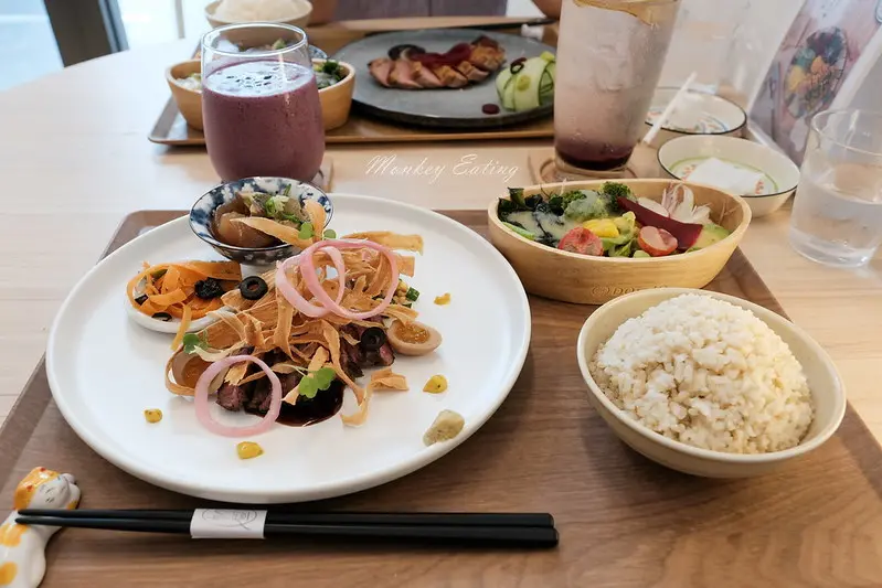 【台中西屯】DOUZO日式早午餐｜逢甲商圈精緻早午餐，餐點細膩擺盤美，也有日式下午茶唷