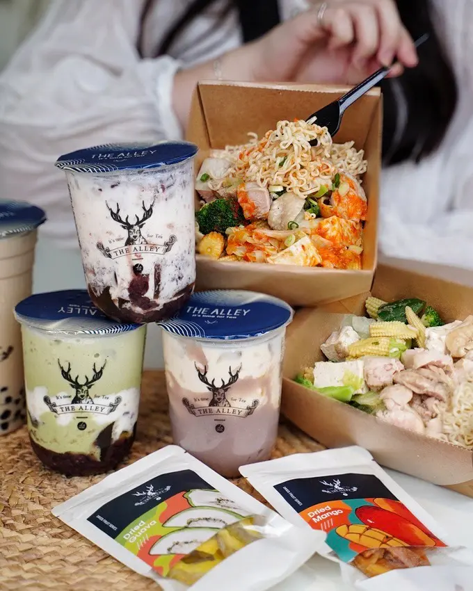 【鹿角巷THE ALLEY】全球首間全新概念店落腳新竹啦！強勢推出獨家「鹽水雞」以及超夯的「輕酸奶系列2.0」也上市啦！ - 阿華田的美食日記