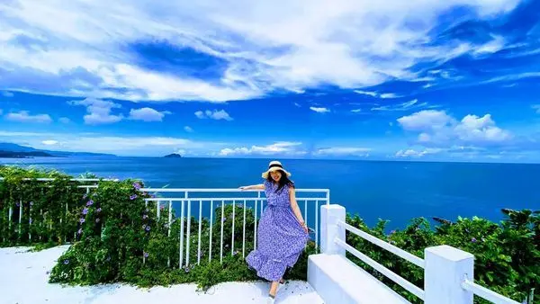 水湳洞秘境│陰陽海觀景台│東北角小希臘Ample Villa│大野狼與小綿羊│新北隱藏版超美看海景點│180度海景盡收眼底