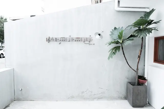 [秋，台中] 序曲無限延伸，翻個牆就持續發酵 - Opus67
