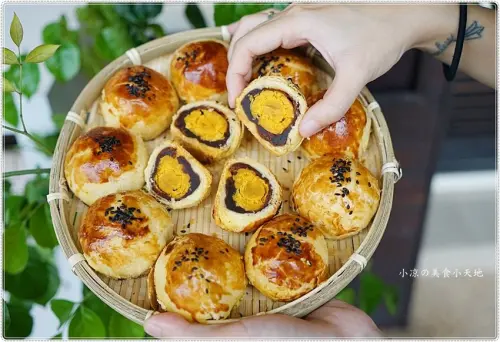大手筆！台中老字號”真味上品”中秋前夕，每日現烤200顆蛋黃酥請大家吃，免費！！！
