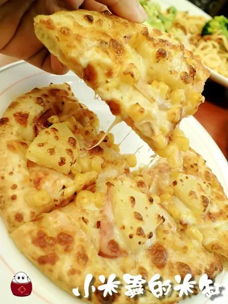 【捷運行天宮站】珠麗月比薩屋~妹妹的生日大餐♫