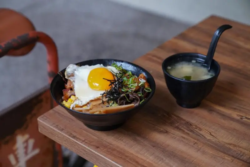 幸花雞白湯拉麵｜大稻埕美食｜迪化街｜大同區｜