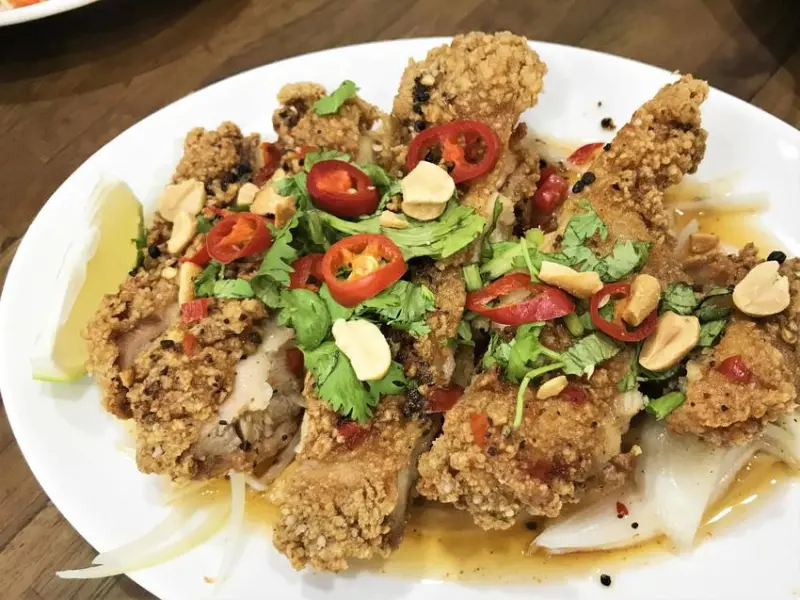 泰后 月亮蝦餅｜重量級厚實月亮蝦餅！海鮮控必吃泰式海鮮酸辣湯麵！台中月亮蝦餅推薦、台中泰式推薦、西屯泰式推薦、台中泰式奶茶推薦