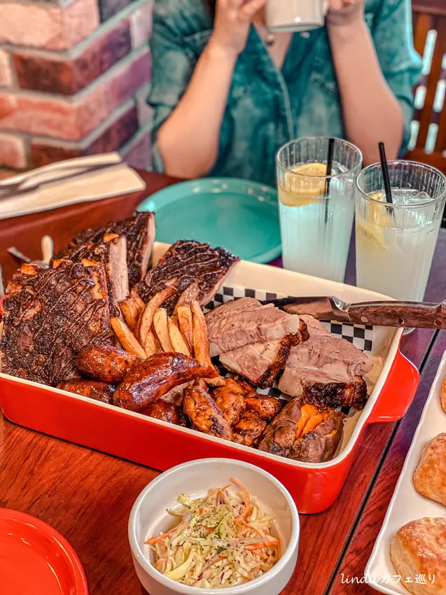 Eds Diner 美式 BBQ 燒烤餐館｜正宗美式低溫煙燻慢烤法，極致氣派的 BBQ 拼盤！｜台北大直美式燒烤餐館推薦