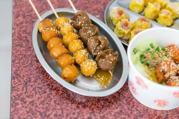 桃園八德美食-北角魚蛋，香港女孩用家鄉小吃完美詮釋美味與鄉愁