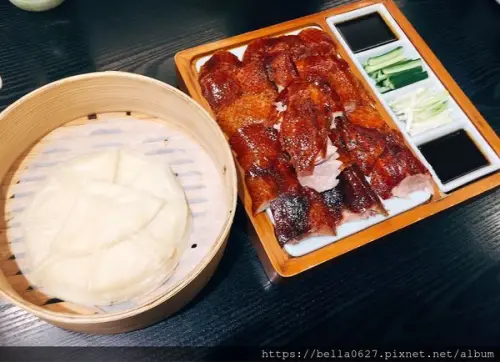 2020高雄港式料理【鴨寮街烤鴨點心坊】限量烤鴨多種吃法須先預訂｜各種港式點心滿足饕客味蕾~