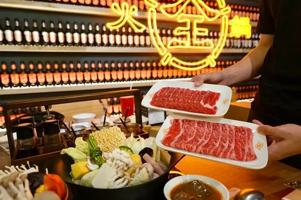 全火鍋 - 全聯限定快閃店，所有食材都能在全聯買的到 ! 聯名啤酒、小物任你挑，台北大安美食推薦