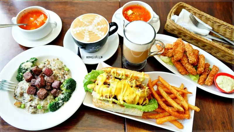 【公館咖啡廳】Cafe Bastille 台大／公館捷運站～CP值超高的巷弄美食，早午餐、燉飯、義大利麵、飲料、甜點通通都有