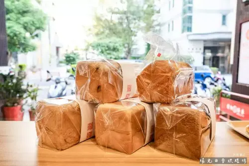 阿新筆記|暘光田麥烘焙坊|出爐就秒殺！台中超搶手生吐司，手腳慢根本吃不到～