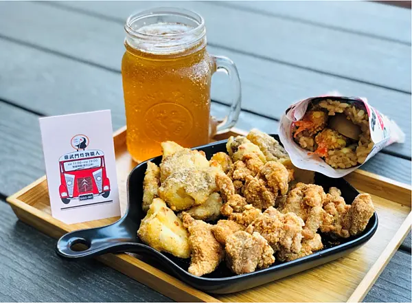 【台北美食￭大安區】雞武門 QIA QIA G￭特色炸物&壽司堡 x 五星主廚的手藝，創意料理不思議、環境衛生又乾淨，餐車體驗很可以！║ 大安區銅板美食、大安區特色小吃、台北飯糰推薦