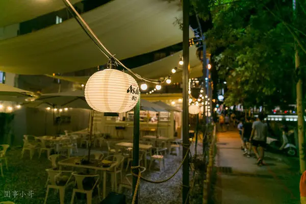 中壢老溪街調酒美食-純白的小溪道Creek，以潺潺溪水與夏末夜色佐酒的露天小酒吧