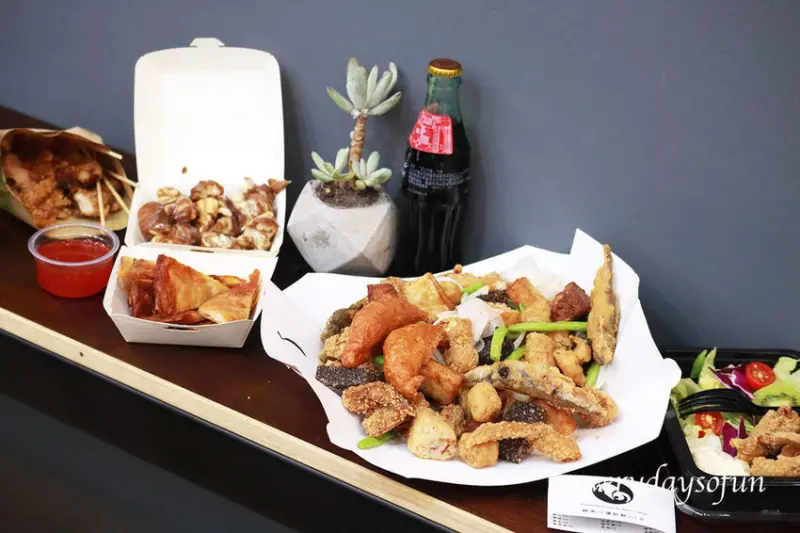 嘉義食記∥雞激叫鹽酥雞&沙拉∣在地人推薦平價晚餐、宵夜，吃雞還能配沙拉，不一樣的特色食材，選擇超多！