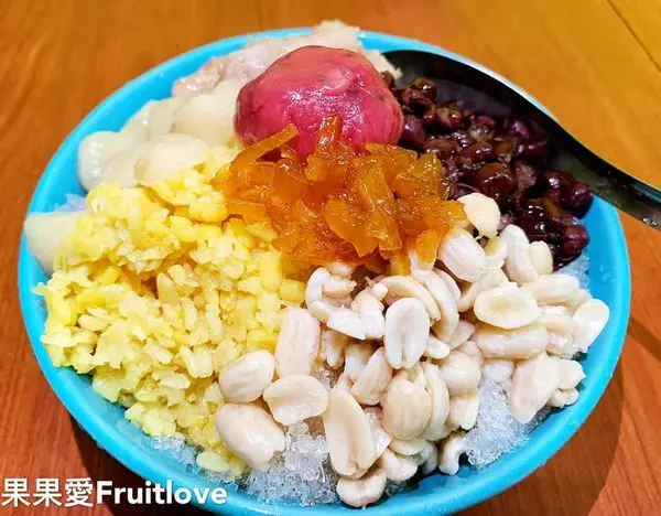 屏東潮州美食　冷熱冰　　潮州仁冰品　親子寵物友善　　近火車站　　好停車