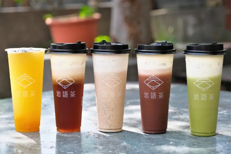 岩語茶-嶺東店｜讓奶蓋控瘋狂的超厚奶蓋！岩鹽奶蓋系列百搭各式組合！嶺東科技大學飲料推薦、台中高鐵美食推薦、南屯飲料推薦、台中飲料推薦