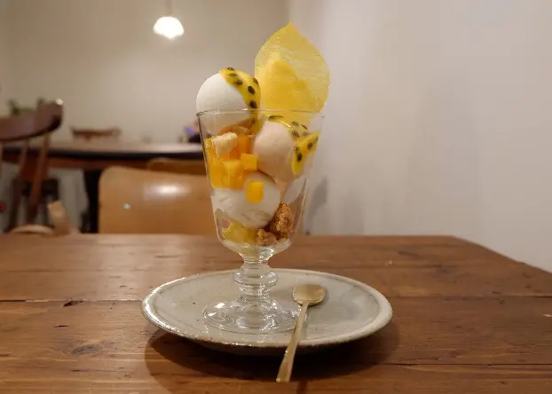 Deux Doux Crèmerie, Pâtisserie & Café-法式帕菲冰品甜點店