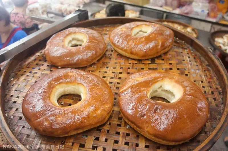 《新莊美食》金合和糕餅店 鹹光餅 拜拜必買新莊廟街名產