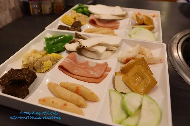 【台北大安食記】烤香素食火烤兩吃（原鈺成素食）。想吃燒烤或煮火鍋，大玩創意都沒問題