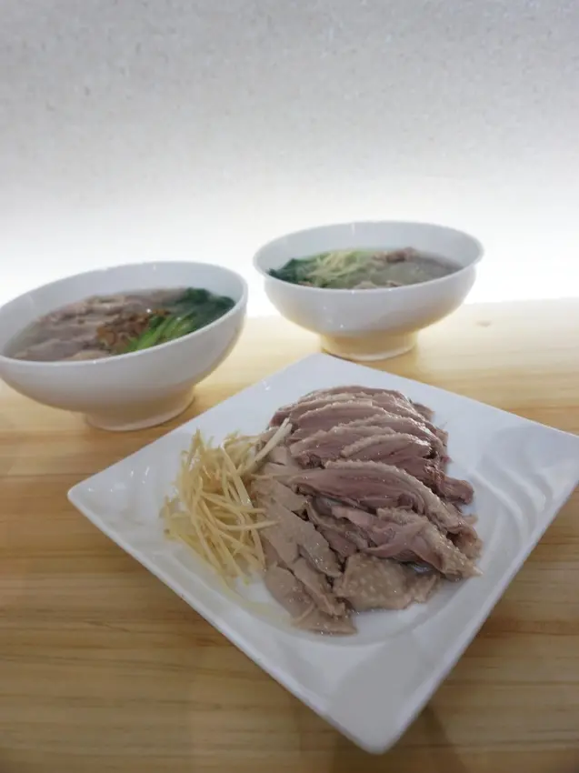 科技大樓鵝肉料理．傳統溫補美味小吃再升級──呈信鵝肉