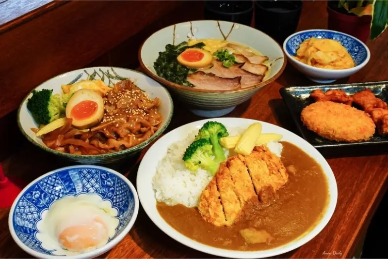 | 高雄美食 |日式平價拉麵/牛肉丼飯好好吃/餐點無雷CP值高/悅食堂
