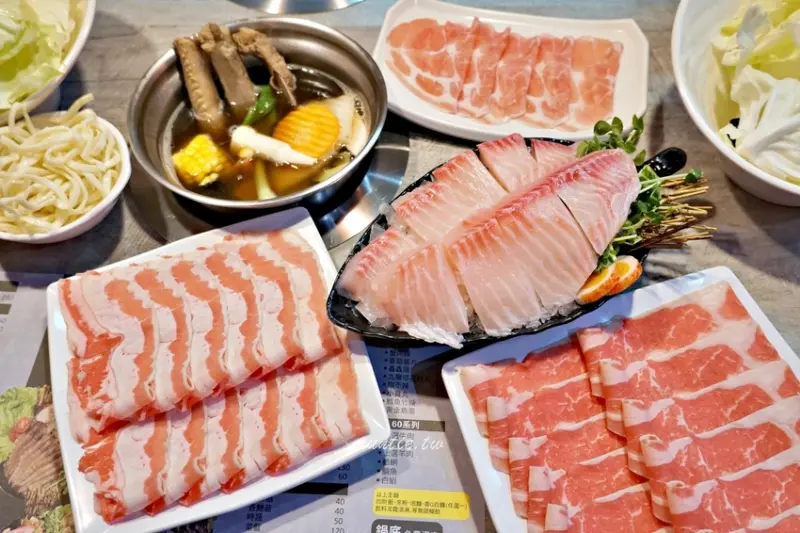 【台北】龟覓の鍋物 全台首創藥燉排骨鍋 入秋溫補暖心又暖胃 - 水晶安蹄 不務正業過生活