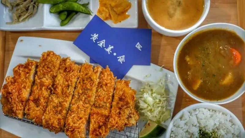 黃金美.食】 以阿嬤名字命名的老屋餐廳，外牆的巴洛克建築彷彿踏入時光隧道  佳里美食│佳里小吃美食│台南美食│台南咖哩飯