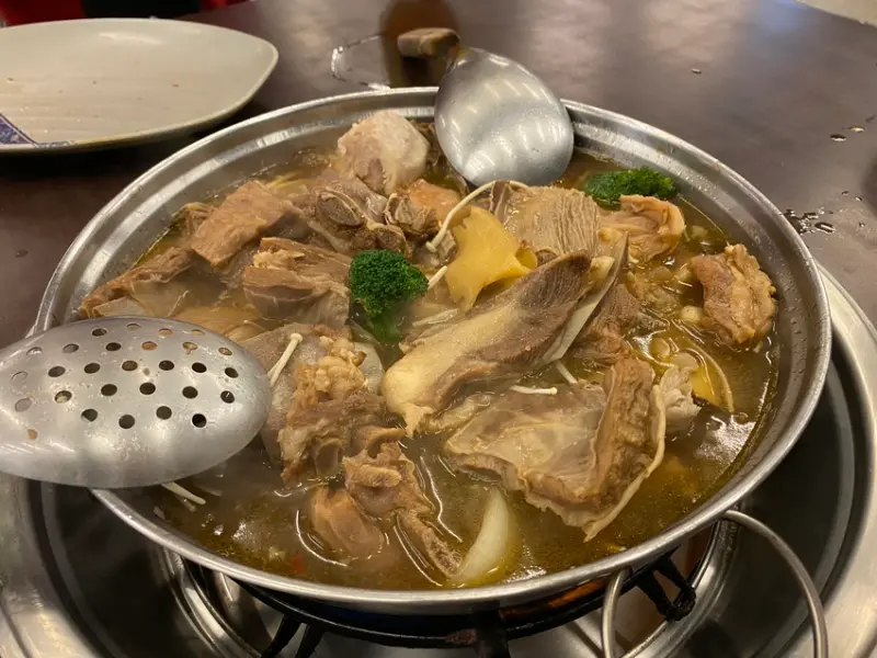 【桃園蘆竹-一鍋羊肉】380元高cp值、平價吃到飽羊肉爐、免費停車