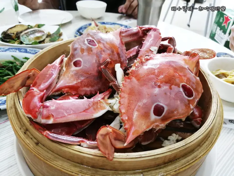 【新北市萬里美食記】楓味活海鮮 萬里蟹 三點蟹 花蟹 小卷  生猛海鮮 熱炒 炒麵 餐廳推薦 鄰近龜吼漁港