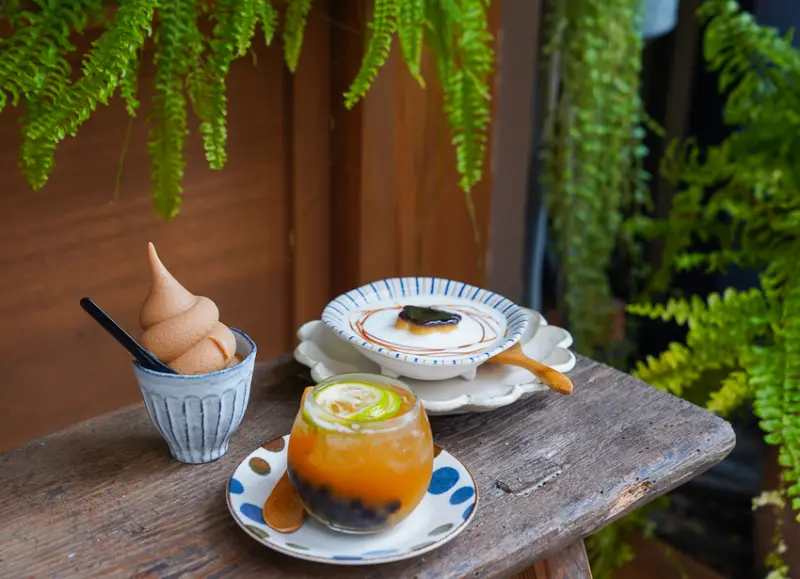 [高雄下午茶推薦]二 雄 じお-波哥茶飲3.0~平價日式文青風甜點茶飲店 @美食好芃友