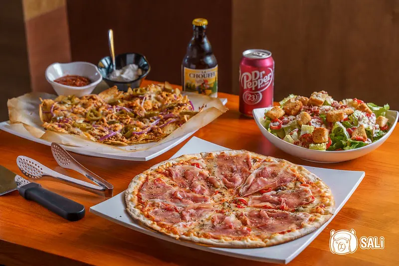 Pizza Rock 大里店｜台中披薩推薦！超過20款的披薩口味，價位親民用料實在，下午時段不休息（可外送/外帶）