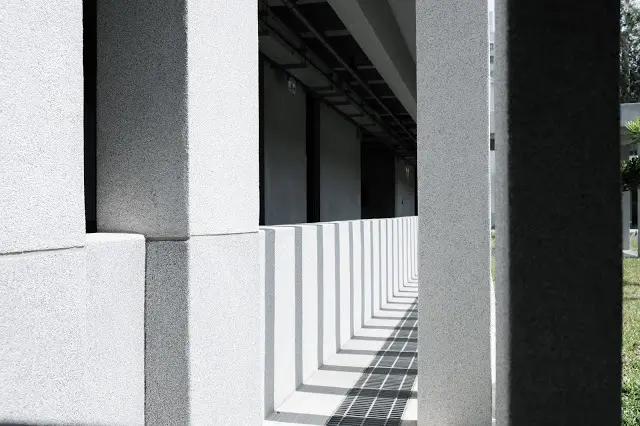 [秋，高雄] 撫慰不安的情緒，以結構的語彙 - 金馬賓館
