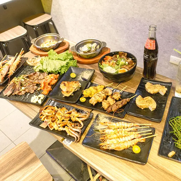 東區美食。串在一起  忠孝復興平價日式串燒  下班聚會的小去處