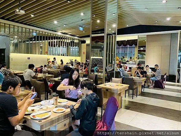 [嘉義旅館推薦]尊皇大飯店早餐篇/東西不多口味平平/在地人也能花200元吃到飽/