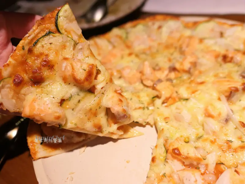 台北大安—奧古斯托 AGUSTOCHEF｜餐酒館一級戰區生力軍 牛肉麵二代轉型突破｜東區、明曜百貨、忠孝敦化、國父紀念館站