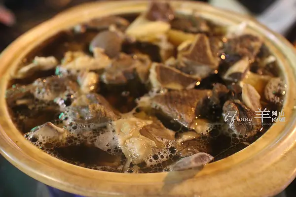 【南京東路站】岡山羊肉爐~在地岡山味