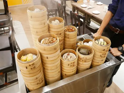 台中新時代港點推薦，有蒸籠推車還有超夯的流沙菠蘿都必點-點8號