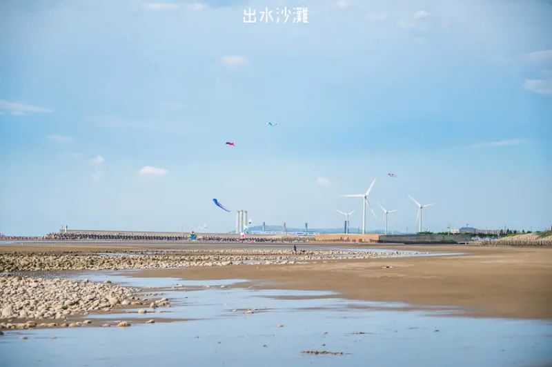 ｜苗栗景點｜出水沙灘，苑裡隱藏版祕境，最新IG打卡沙丘景點，還有今年爆紅的抹茶石海灘都在這 - Hallo！Im 婷兒