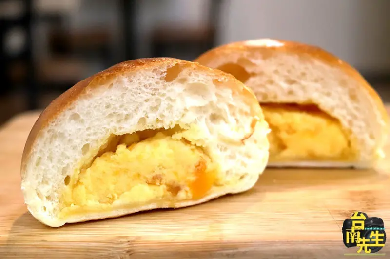 台南麵包店／下午才營業只賣4小時／限量供應晚來買不到／當天現做不賣隔夜貨／每天產品不一樣／在地人私藏口袋名單